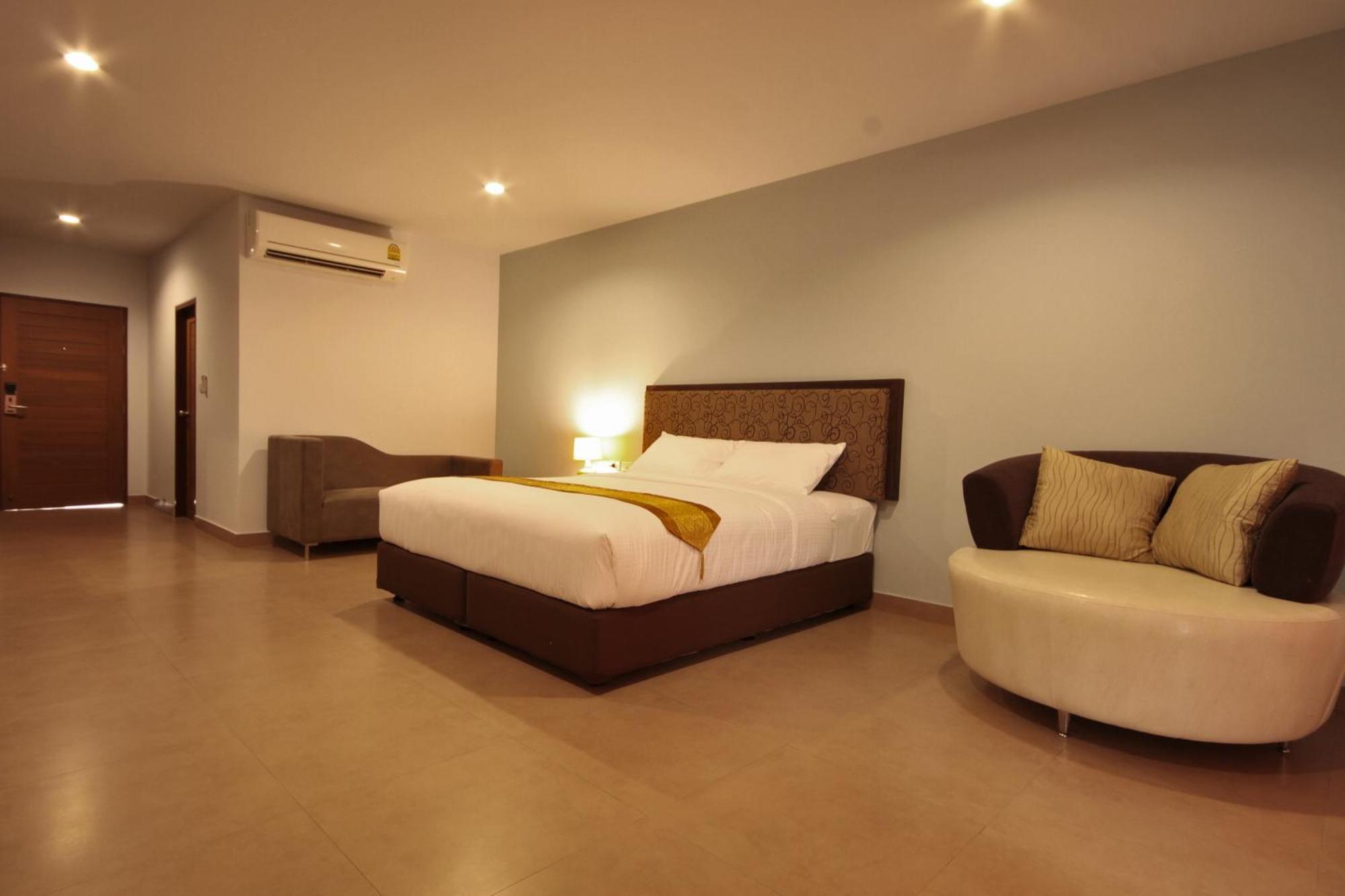 Paragon Suites Resort Haat Jomtien Eksteriør bilde