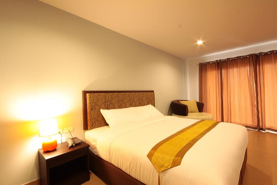 Paragon Suites Resort Haat Jomtien Eksteriør bilde